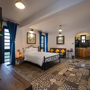 Calm House 3 Boutique Hotel