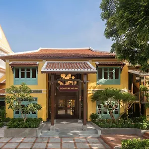 The Signature Hotel