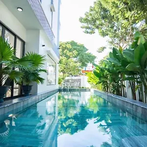 Thang 1 Hotel